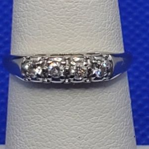 Vintage 14k wg diamond band